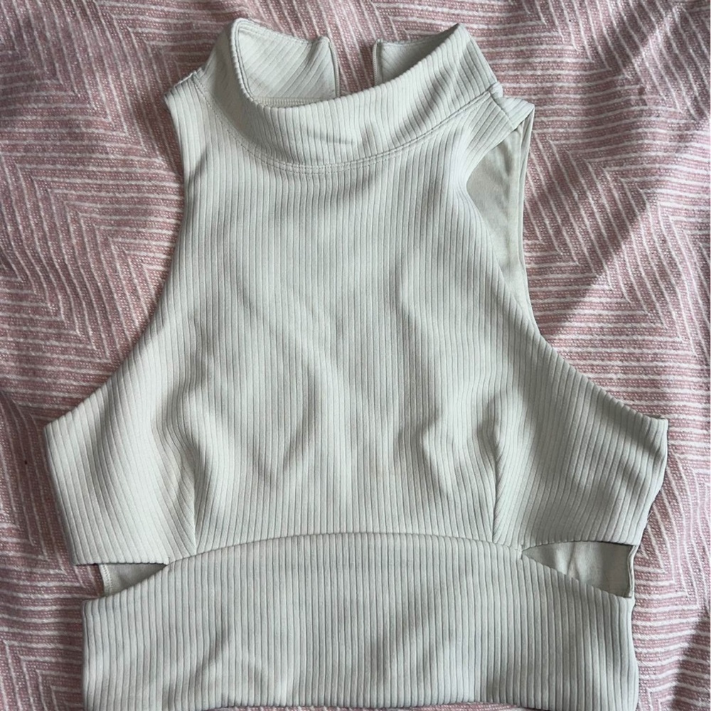 Lululemon Set size 4